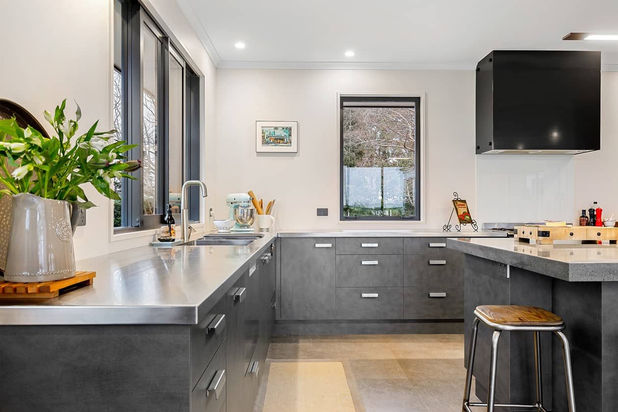 Fowler-Homes-Ashburton-Award-Winning-Home-Kitchen