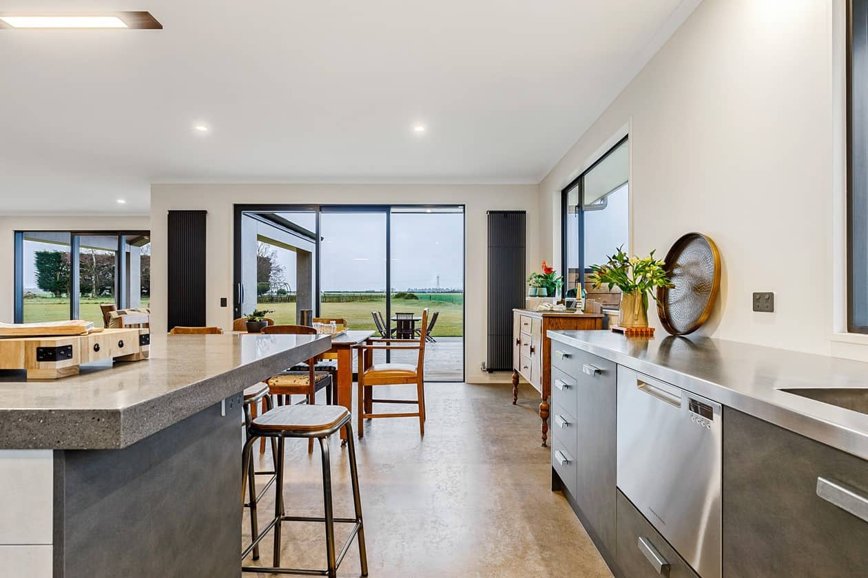 Fowler-Homes-Ashburton-Award-Winning-Home-Kitchen-Dining