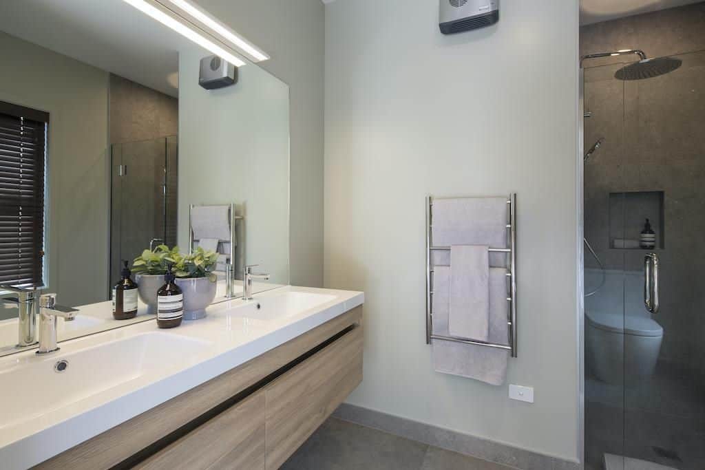 Arrowtown new build bathroom