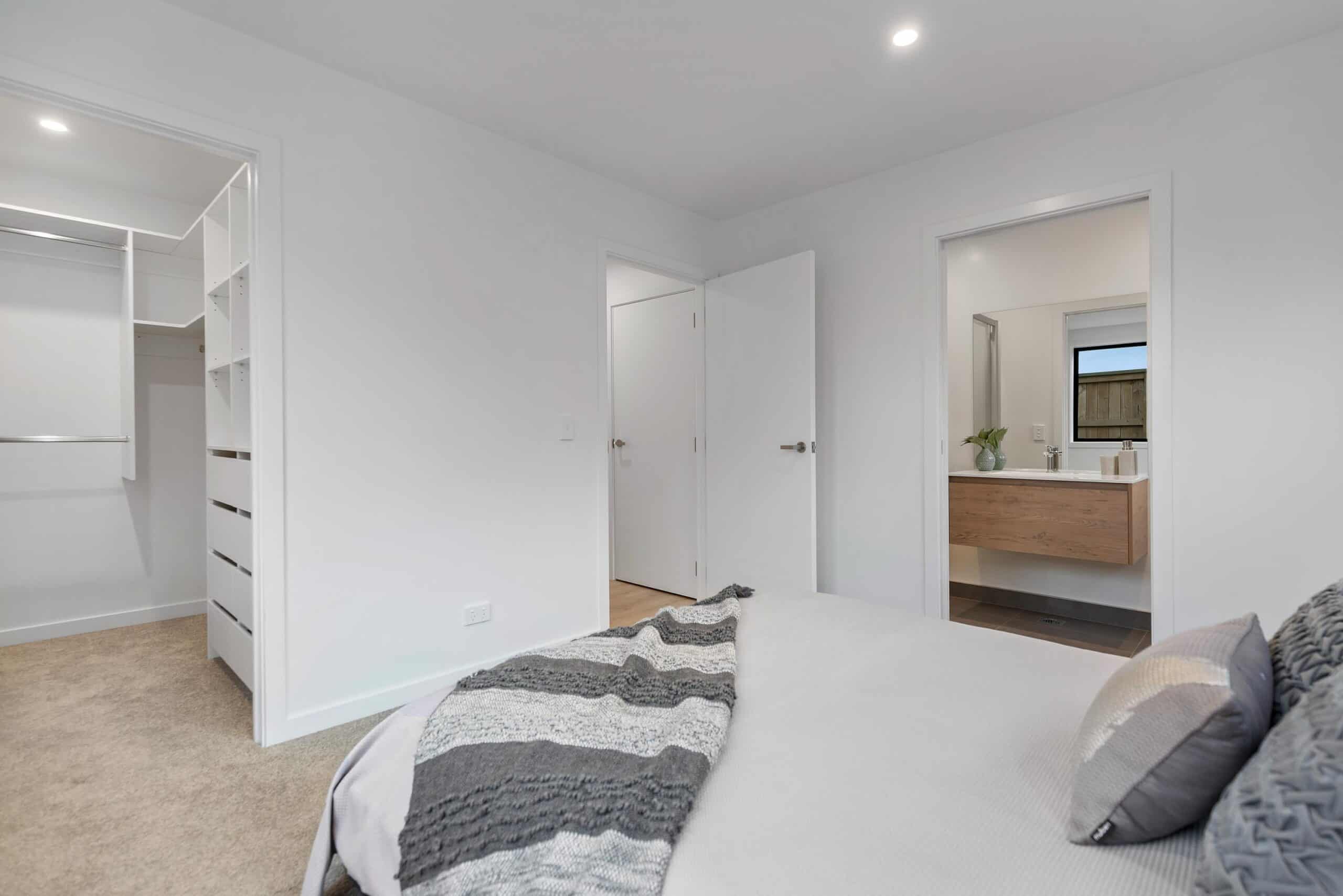 Hanley's-Farm-Home-And-Income-Unit-Fowler-Homes-Queenstown-Bedroom