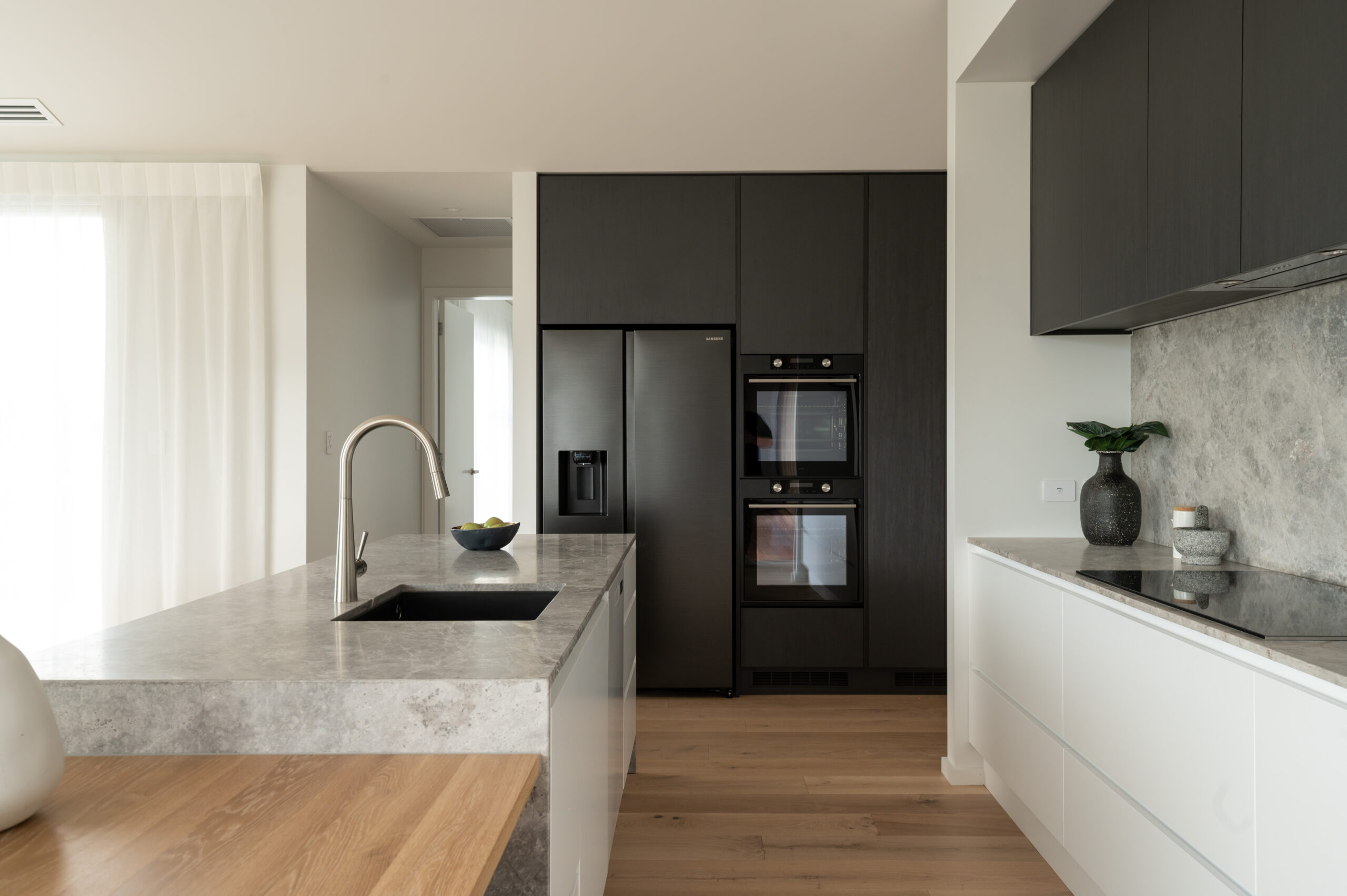 Pukekura-Lifestyle-Show-Home-Fowler-Homes-Cambridge-Kitchen