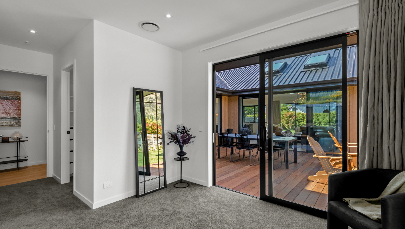 Fowler-Homes-Queenstown-Master-Bedroom