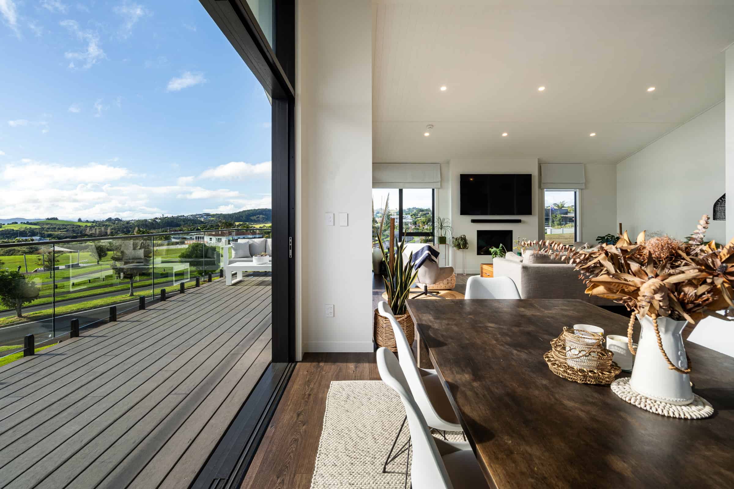 Fowler-Homes-Auckland-South-East-New-Build-Open-Plan-Living