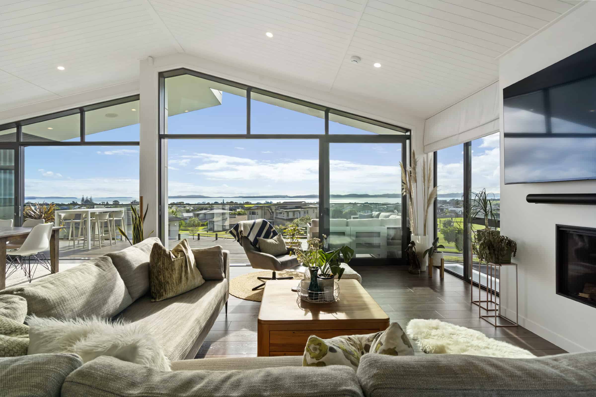 Fowler-Homes-Auckland-South-East-New-Build-Open-Plan-Living