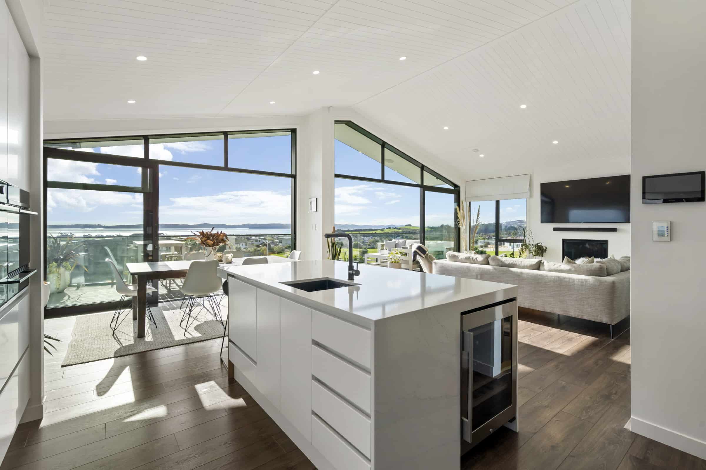 Fowler-Homes-Auckland-South-East-New-Build-Open-Plan-Kitchen