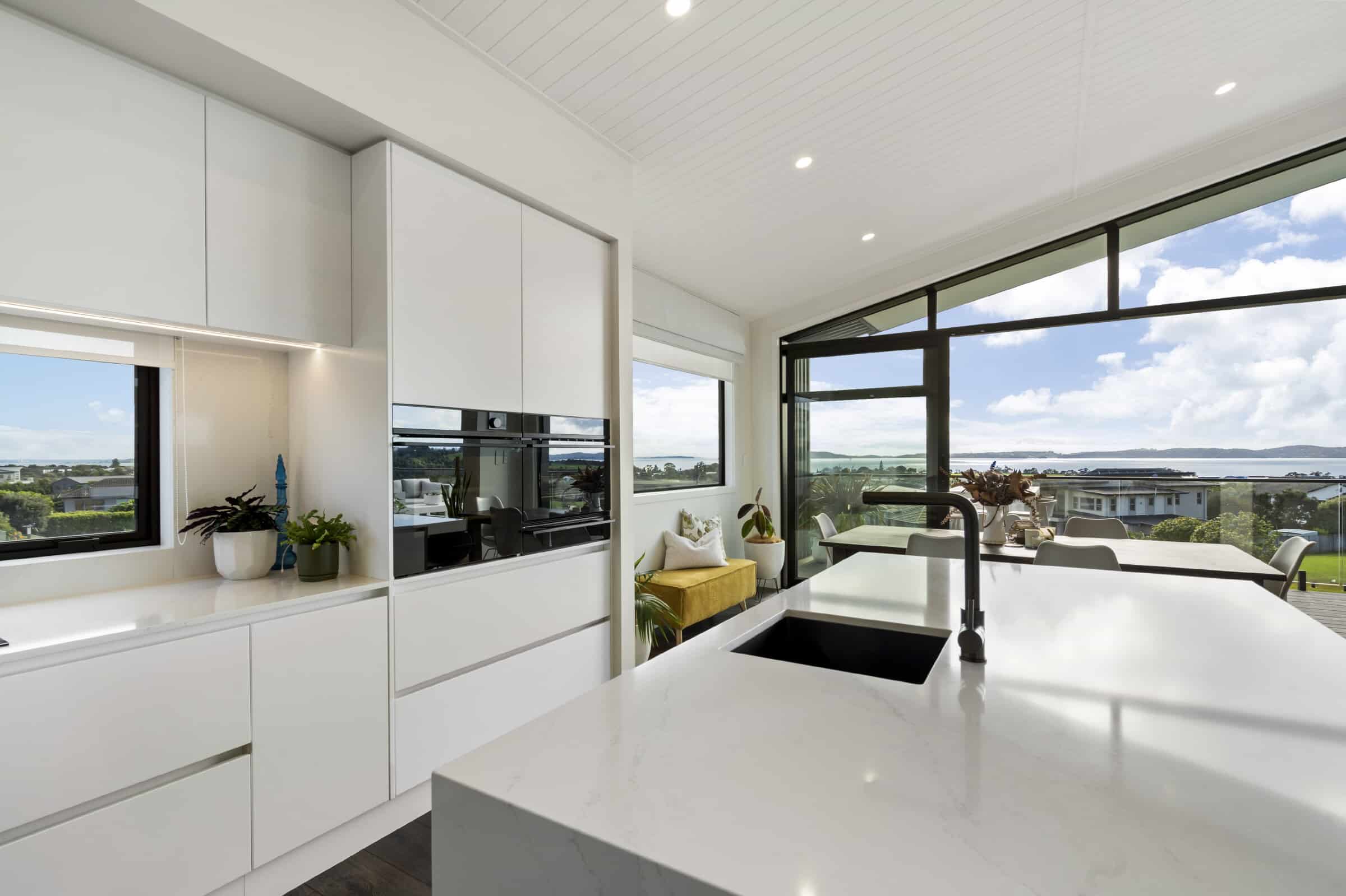 Fowler-Homes-Auckland-South-East-New-Build-Open-Plan-Kitchen