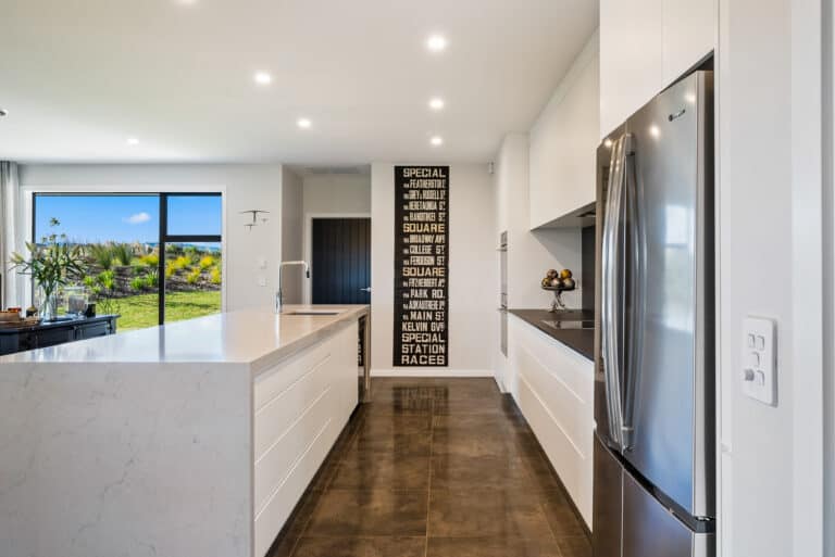 Fowler-Homes-Manawatu-Gold-Award-Winning-Home-Kitchen