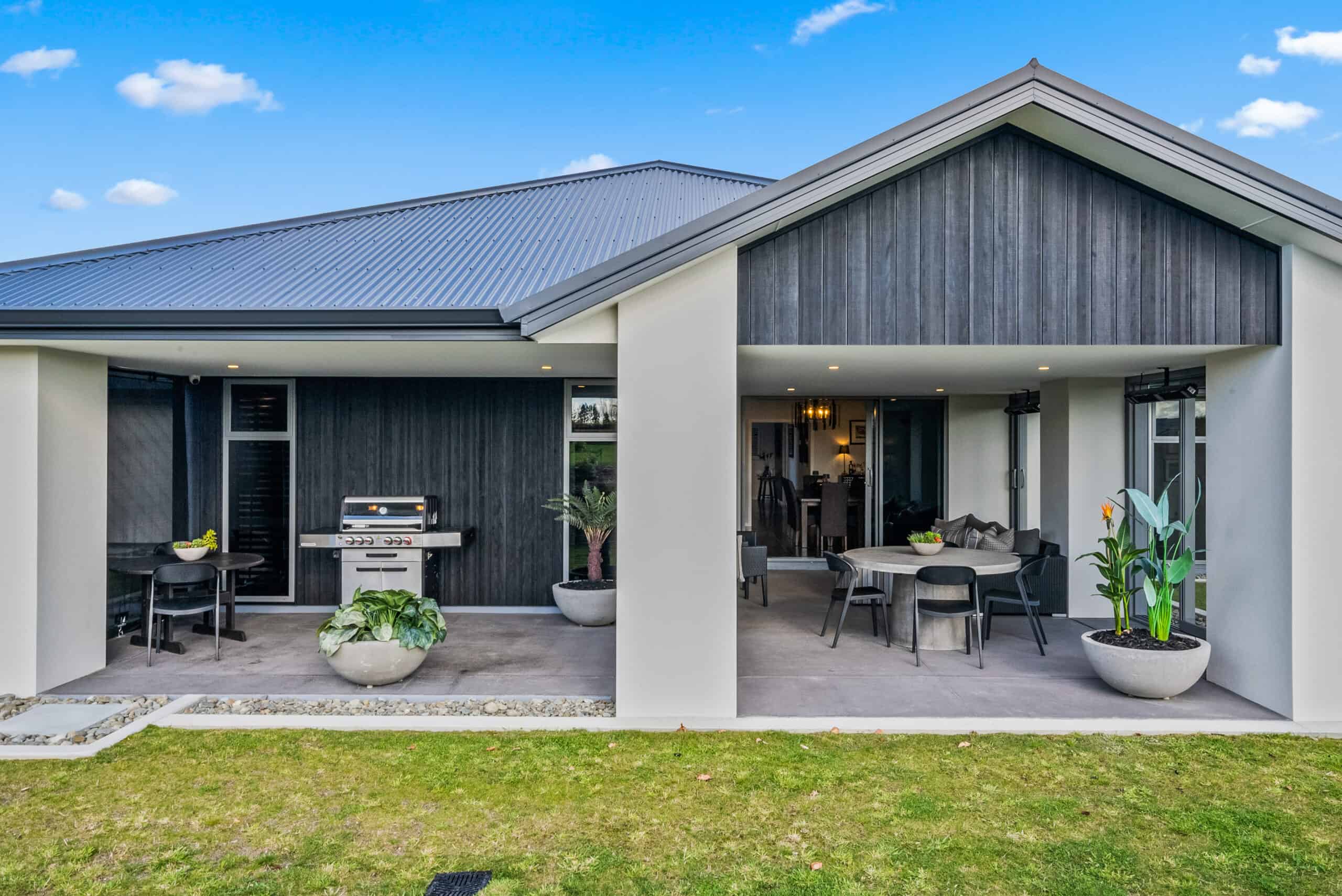 Fowler-Homes-Manawatu-Gold-Award-Winning-Home-Exterior-