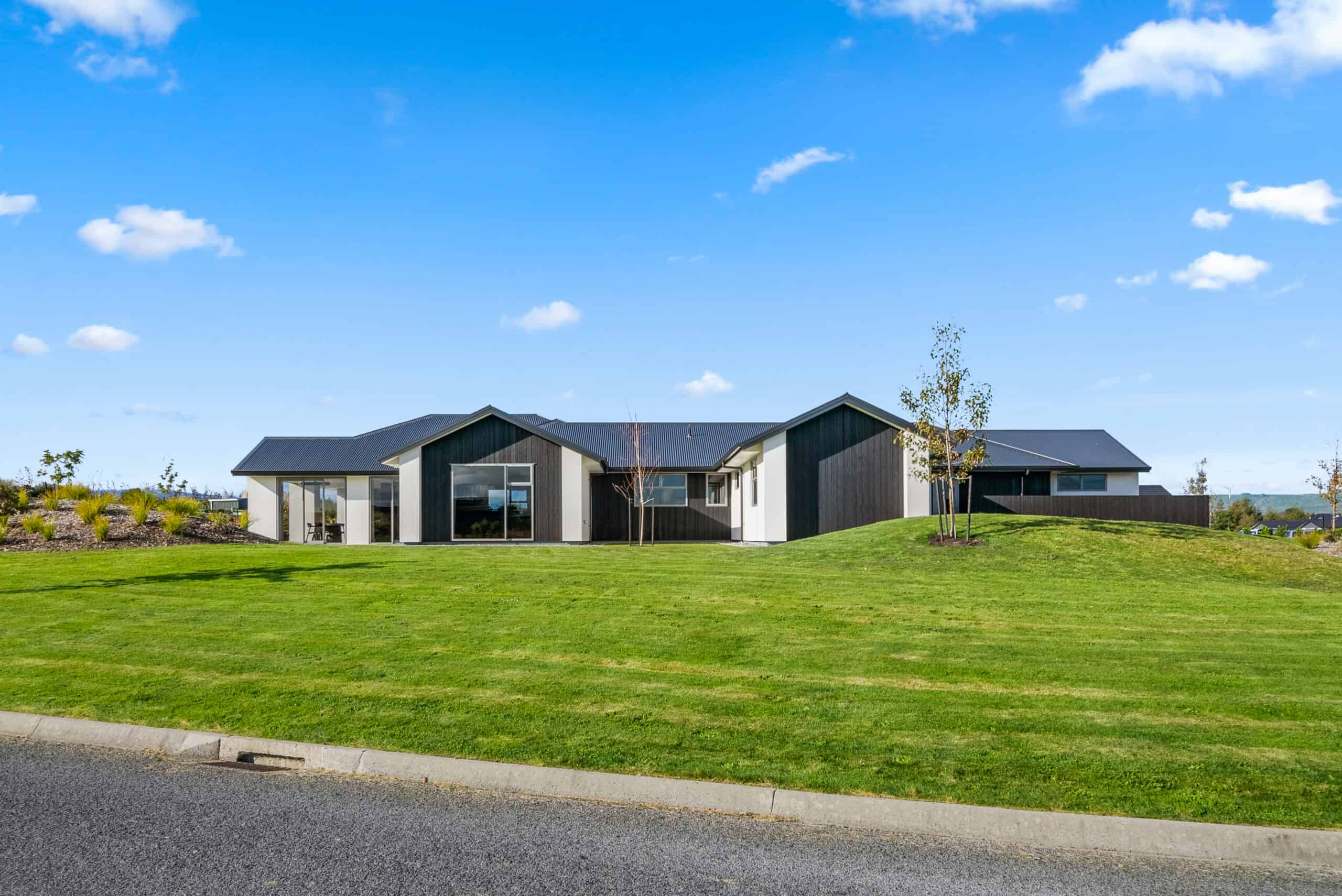 Fowler-Homes-Manawatu-Gold-Award-Winning-Home-Exterior