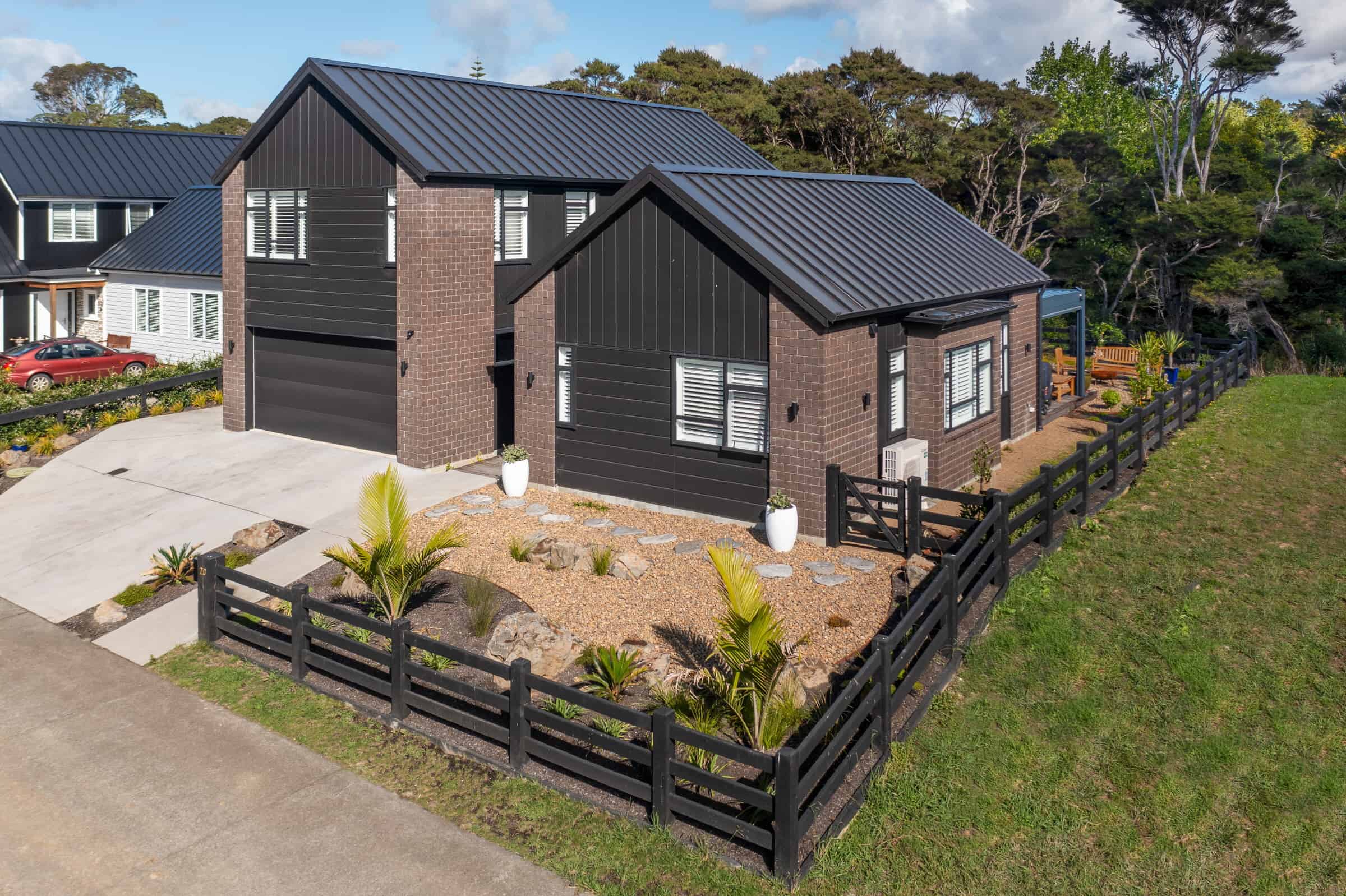 exterior fowler homes auckland south east 20 woodlanding rd 08 low res