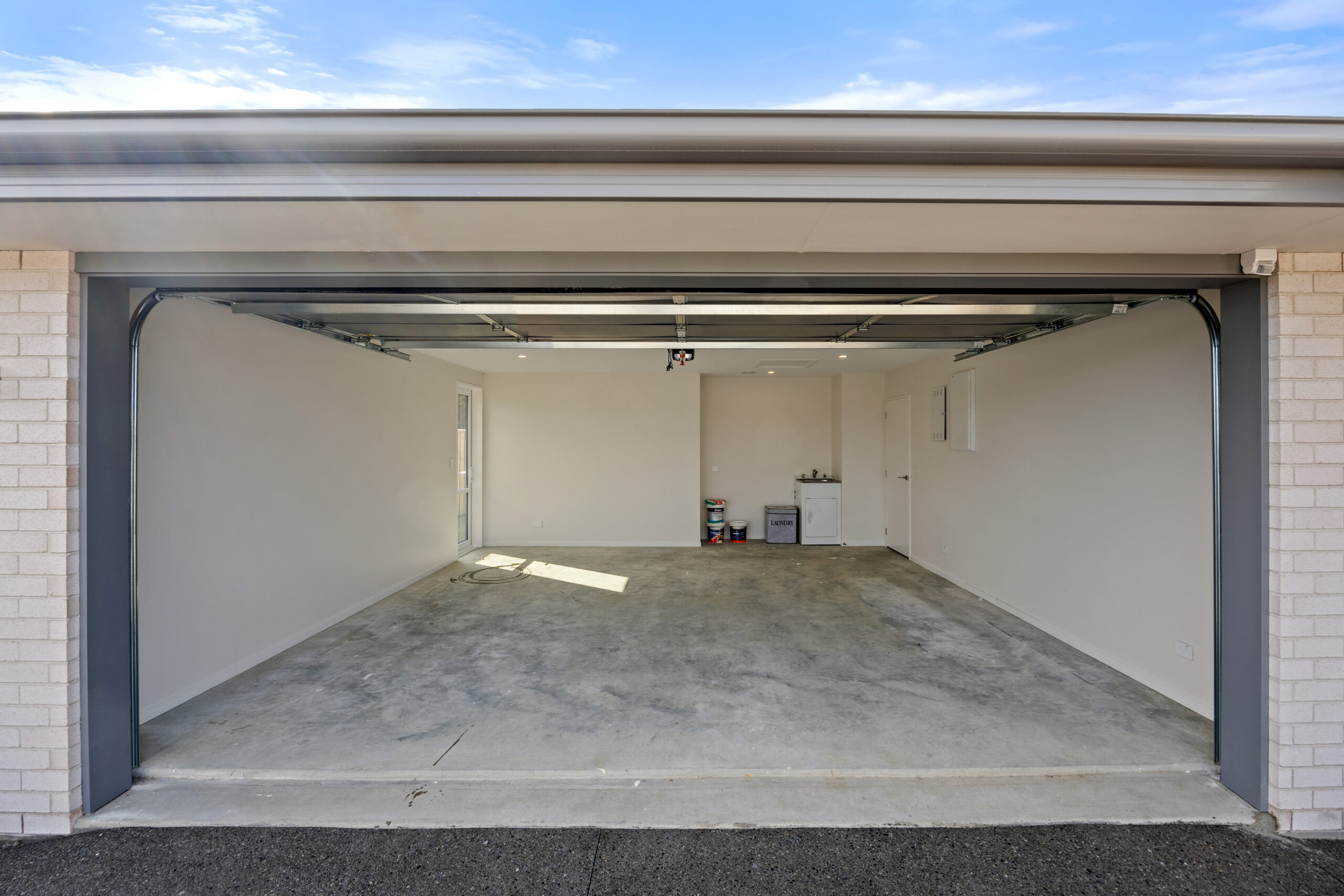 garage laundry fowler homes christchurch north henshaw mg 8737
