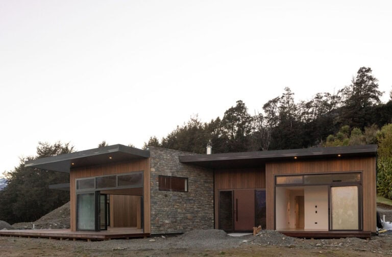 exterior nereus way glenorchy fowler homes queenstown 16