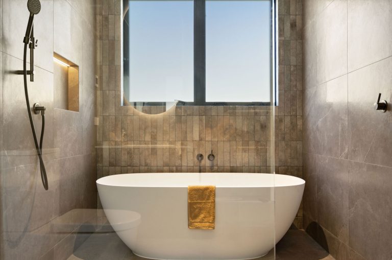 jack's point queenstown fowler homes bathroom 20
