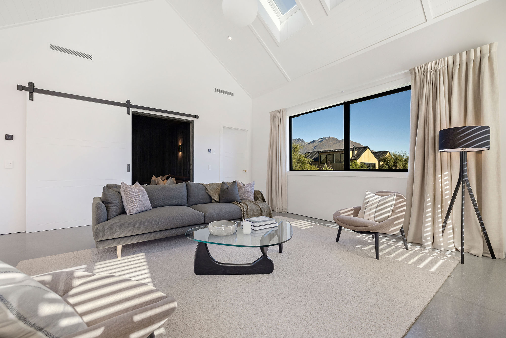 living jack's point show home fowler homes queentown 24
