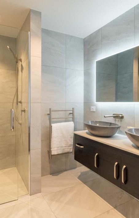Main Bathroom Fowler Homes Southland show home