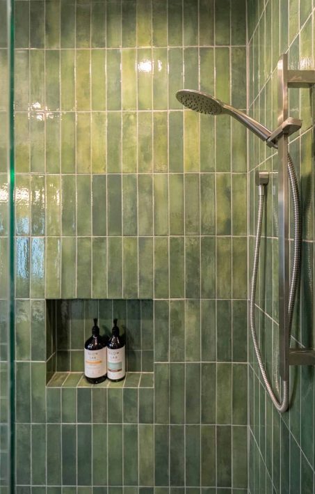 bathroom fowler homes dsc09214